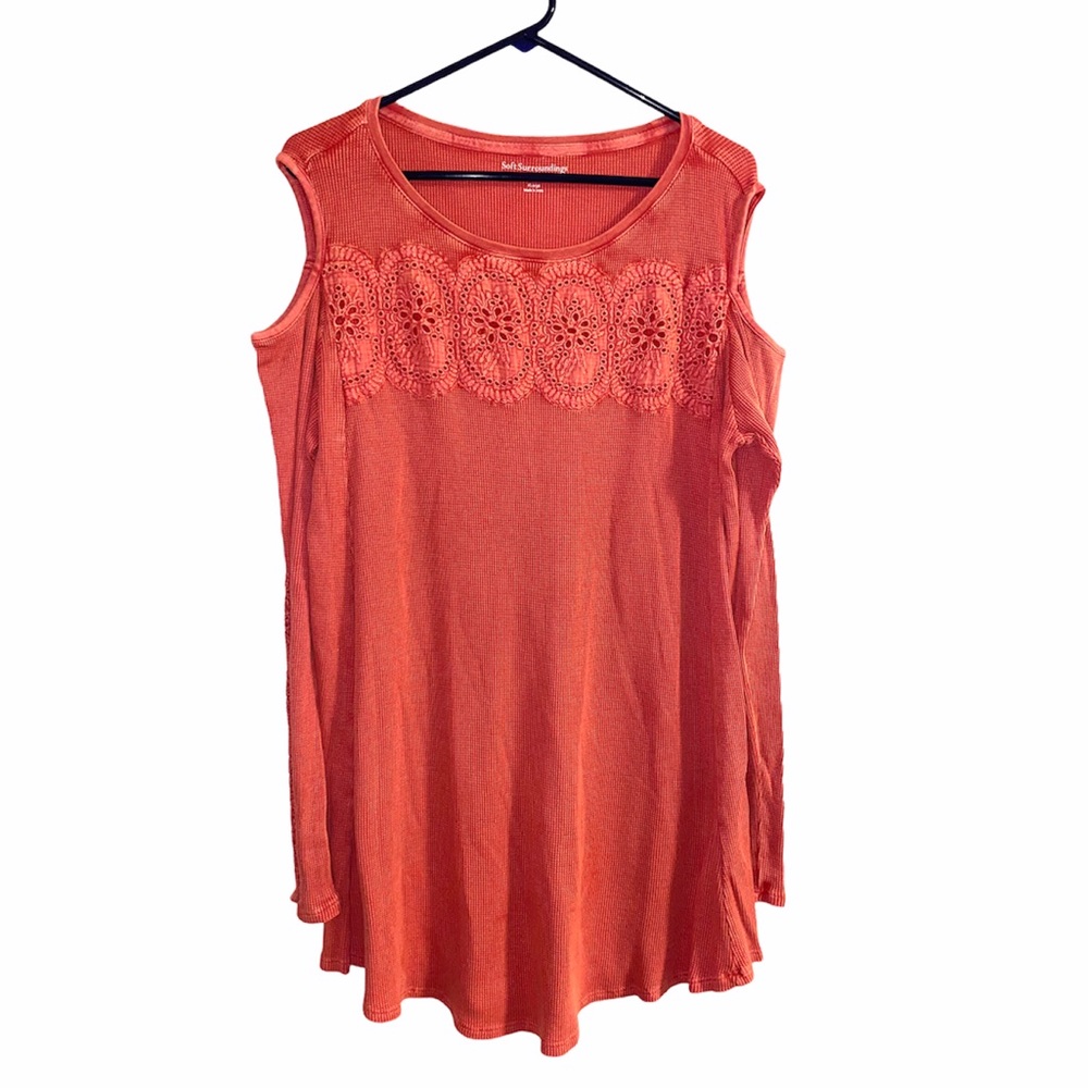 Soft surroundings waffle open shoulder, long sleeve distressed, lace detail, XL